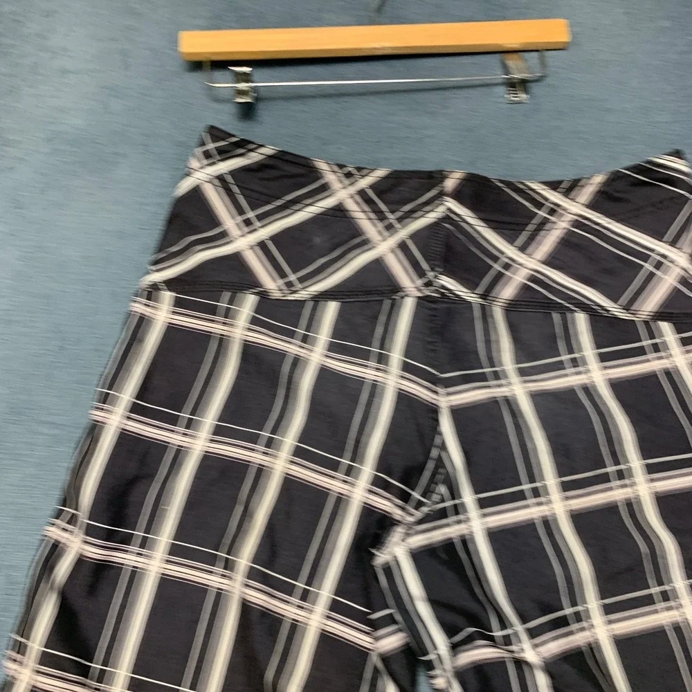 Hurley Board Shorts Mens 36W Black Plaid Comfort Cargo Pockets Logo Surfing